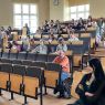 zdjęcie: publiczność na wykładzie