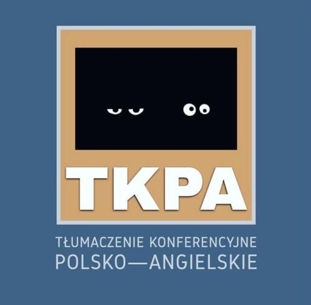 logo: napisy {TKPA} oraz {Tłumaczenie konferencyjne polsko-angielskie} oraz obrazek przedstawiający parę oczu w ciemnym pomieszczeniu