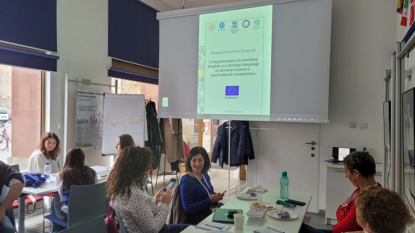 photograph: group of more than ten people in a seminar room
