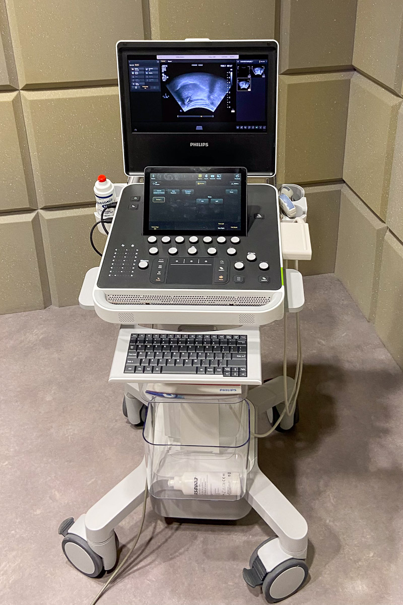 photograph: an ultrasound device in a laboratory
